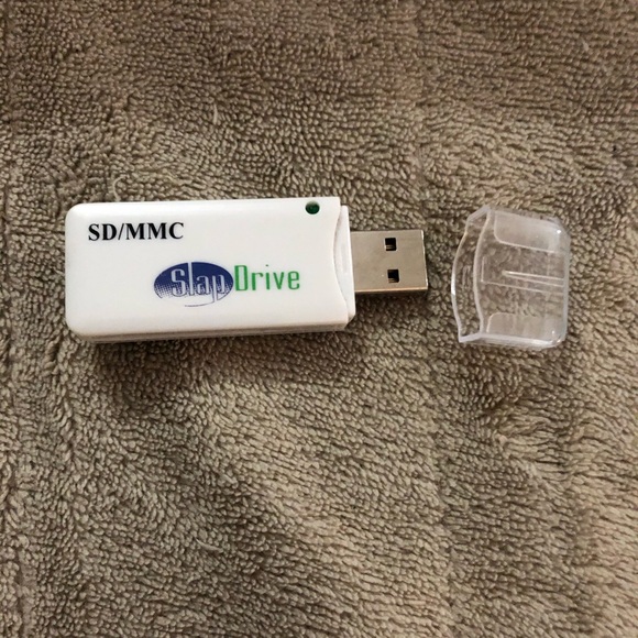 Tech Accessories *specific items* click this ad - Picture 4 of 16